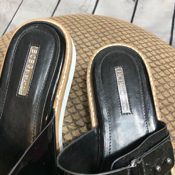 BCBGENERATION Black Patent leather Women’s Slides Sandals in size 9 - Picture 3 of 8